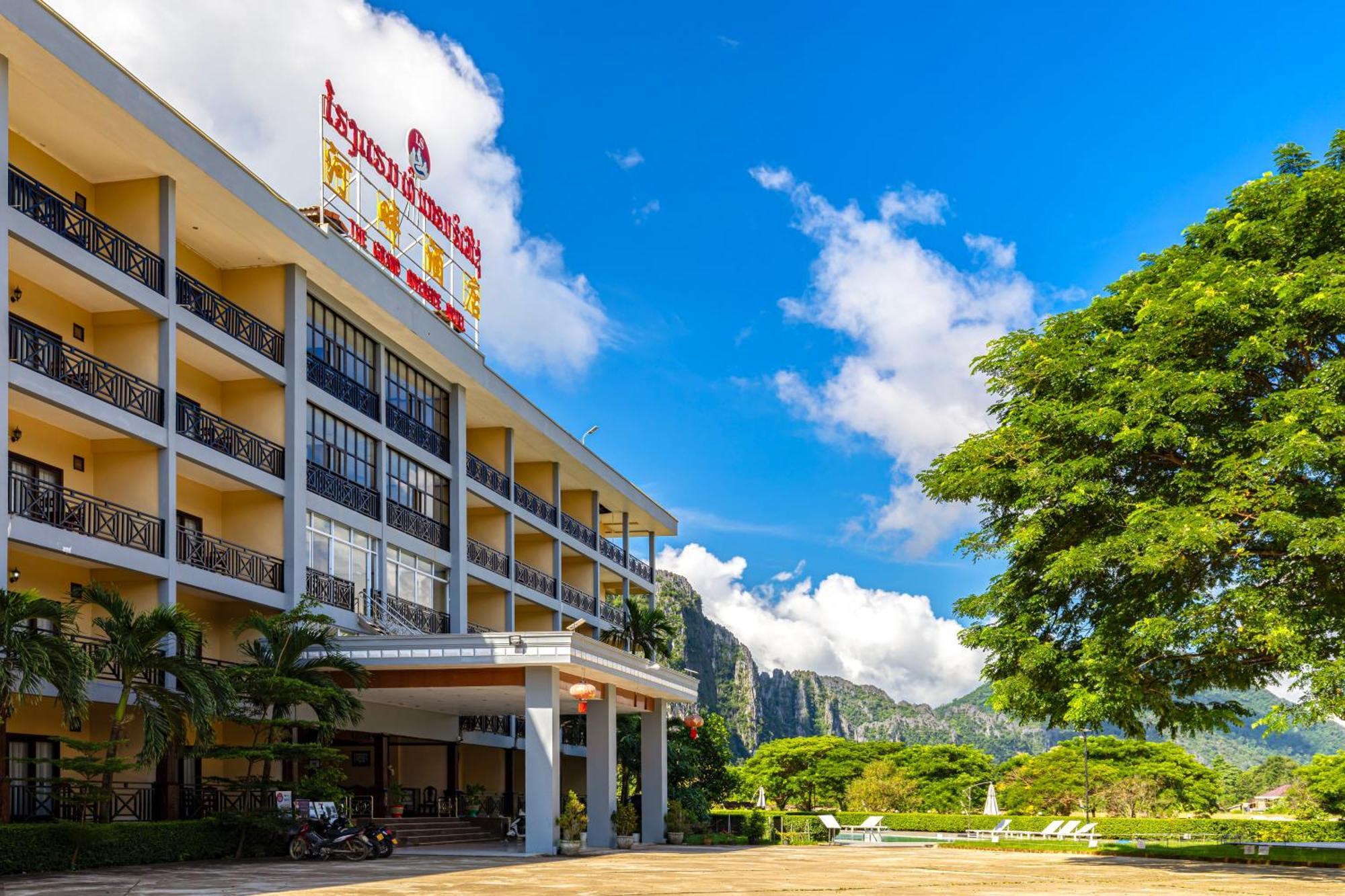 Lisha The Grand Riverside Hotel Vang Vieng Exterior foto