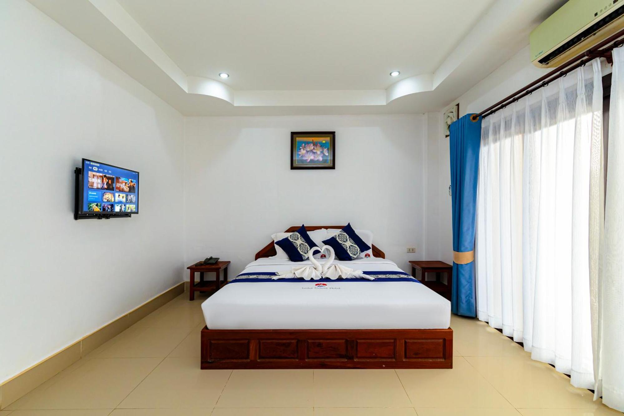 Lisha The Grand Riverside Hotel Vang Vieng Exterior foto