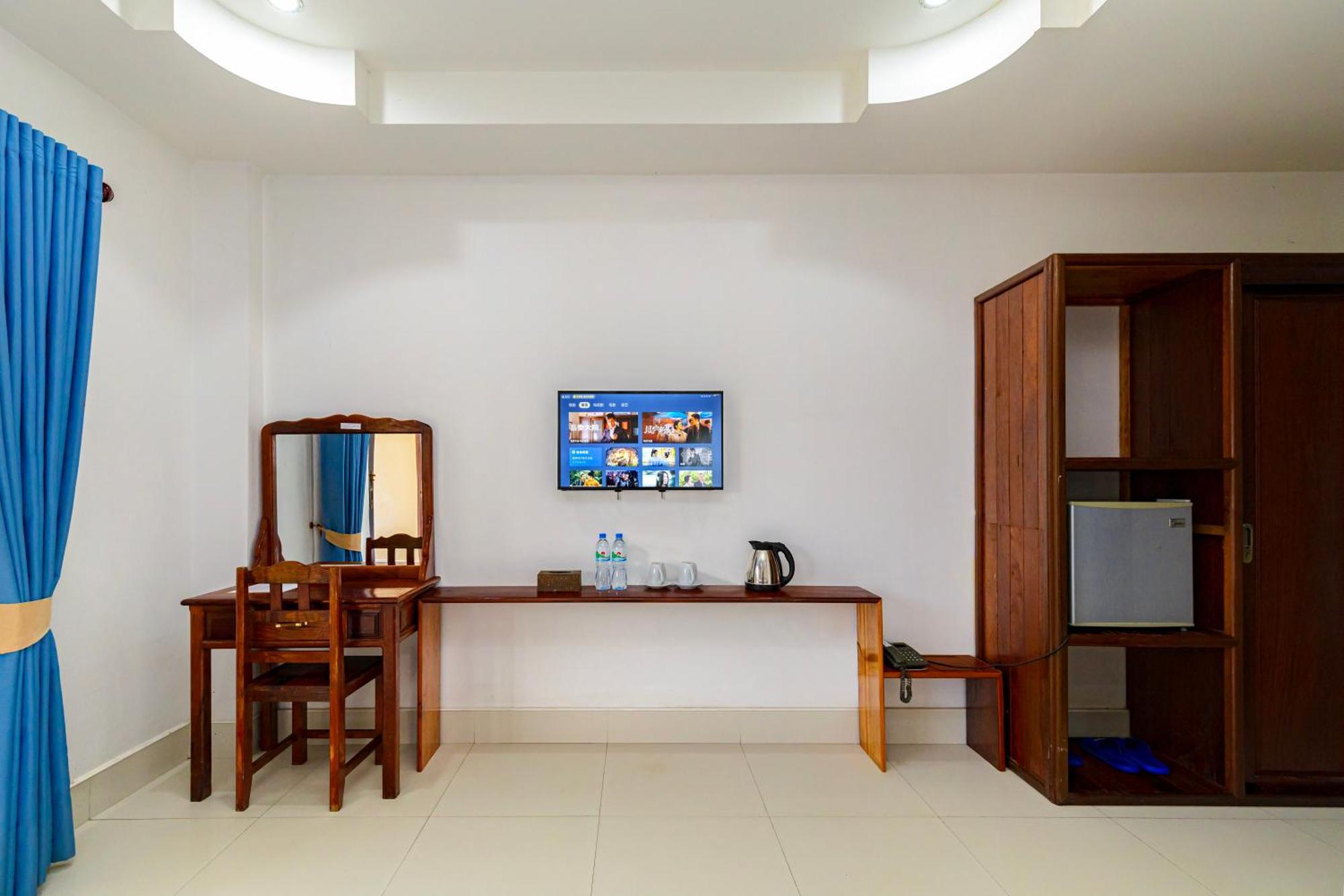 Lisha The Grand Riverside Hotel Vang Vieng Exterior foto