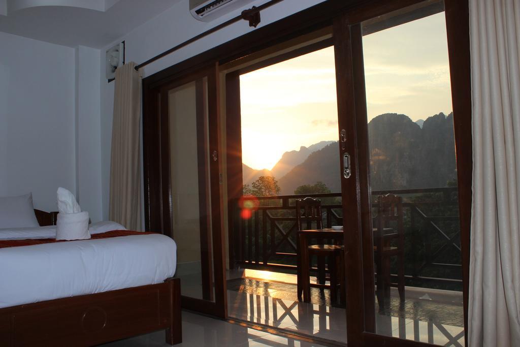 Lisha The Grand Riverside Hotel Vang Vieng Exterior foto